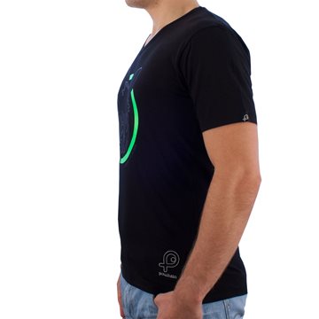 Toon details van Pouchain - Udinese V-neck T-shirt - Zwart Afbeeldingen van Pouchain - Udinese V-neck T-shirt - Zwart