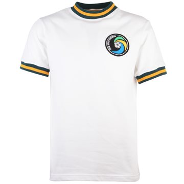 Toon details van New York Cosmos Retro Voetbalshirt 1977 Afbeeldingen van New York Cosmos Retro Voetbalshirt 1977