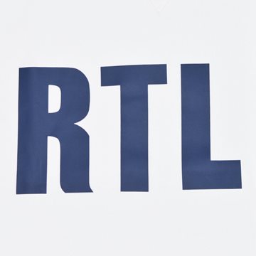 Toon details van Paris RTL Retro voetbalshirt 1983 Afbeeldingen van Paris RTL Retro voetbalshirt 1983