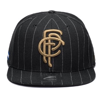 Toon details van Fi Collection - FC Porto Pinstripe Snapback Cap Afbeeldingen van Fi Collection - FC Porto Pinstripe Snapback Cap