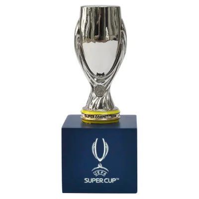UEFA Super Cup Trofee Replica op Display Stand (4,5 cm)