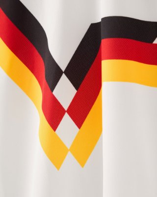 Weekend Offender – Duitsland Voetbalshirt 1990 –
